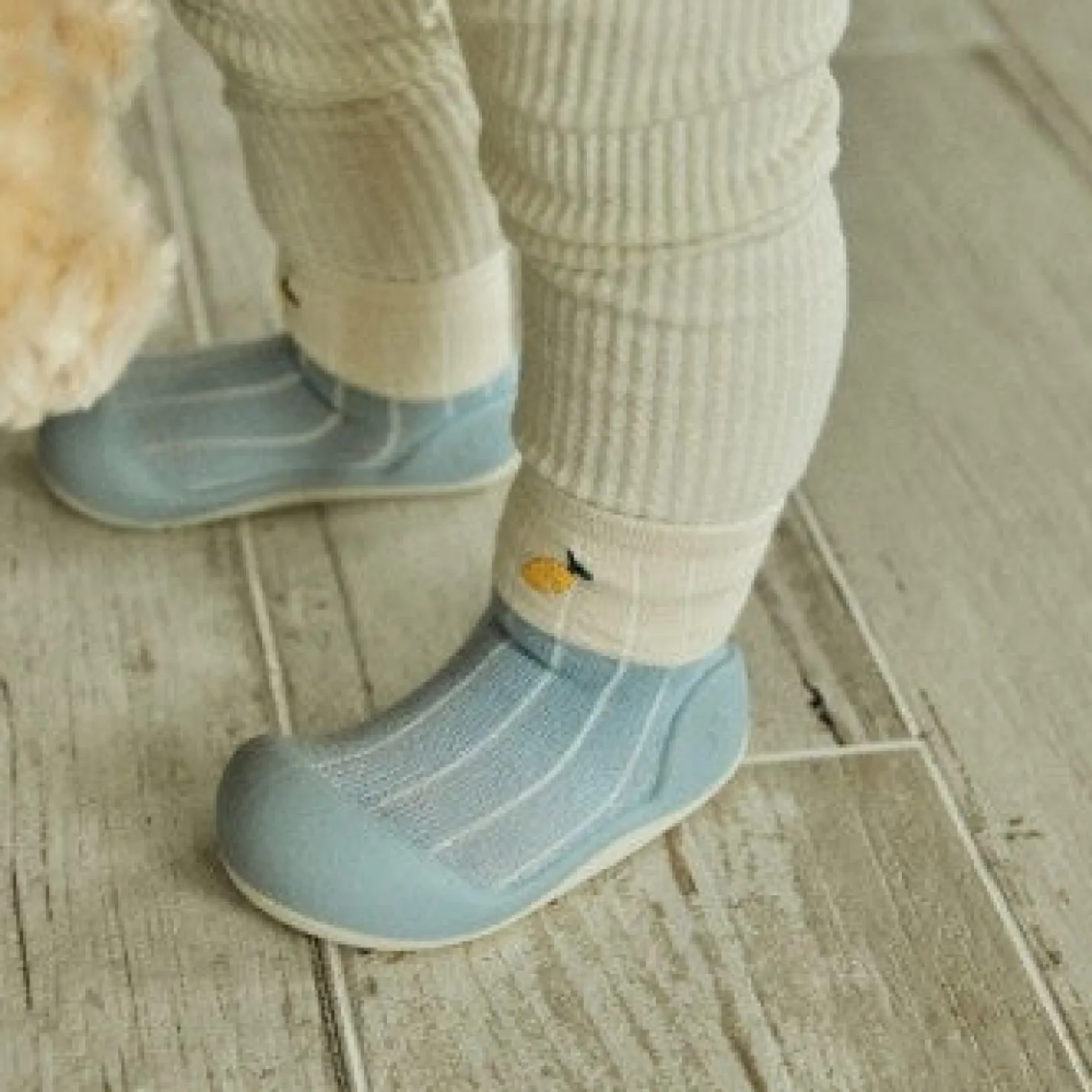 Attipas Lemon Blue