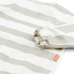 Babero con Mangas Stripes Sand · Done by Deer