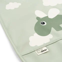 Babero Velcro Happy Clouds Green · Done by Deer