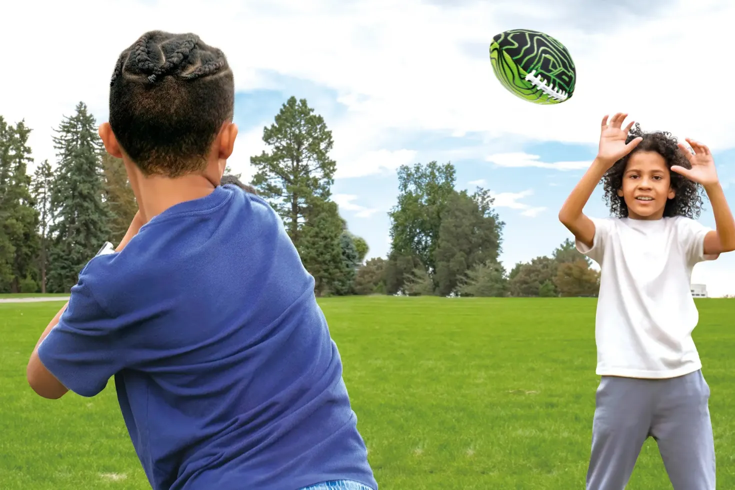 Balón de Fútbol Americano Warrior · DoUPlay