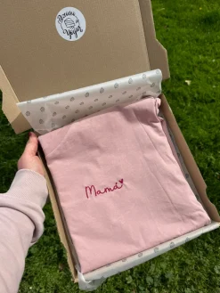 Camiseta Bordada Mamá