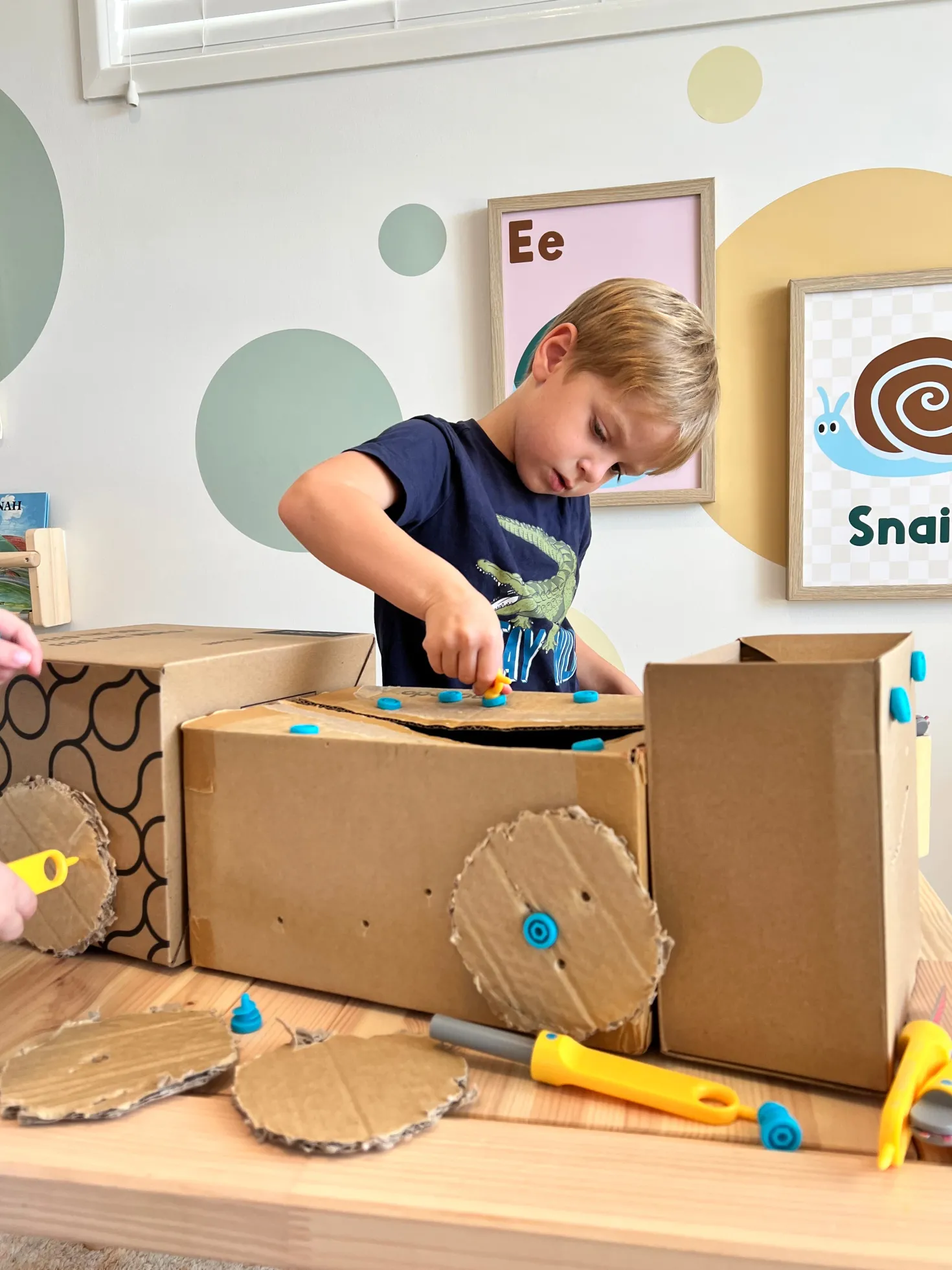 Create Kit 260 piezas Makedo