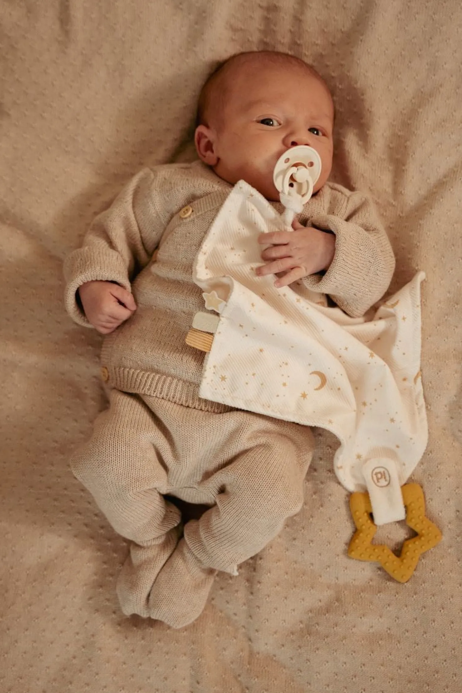 Doudou con mordedor Newborn Natural · Little Dutch