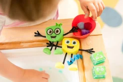 GloPals Set Personaje + 2 Cubos luz ALEX Amarillo