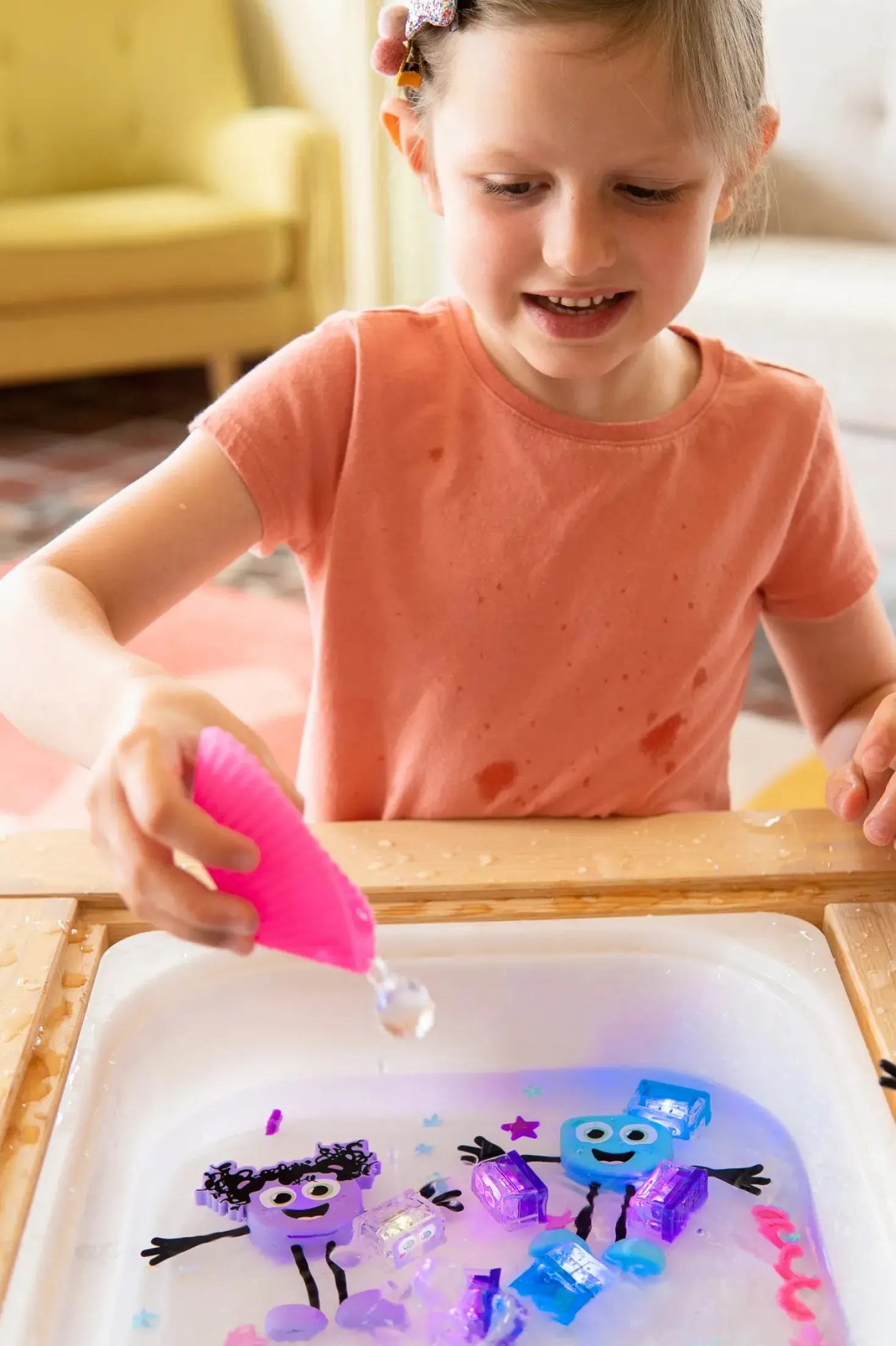 GloPals Set Personaje + 2 Cubos luz BLAIR Azul