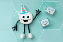 GloPals Set Personaje + 2 Cubos luz PARTY Multicolor