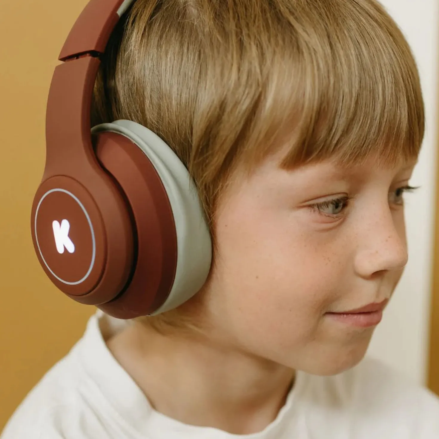 K-Ears Bluetooth Rojo · Kidywolf