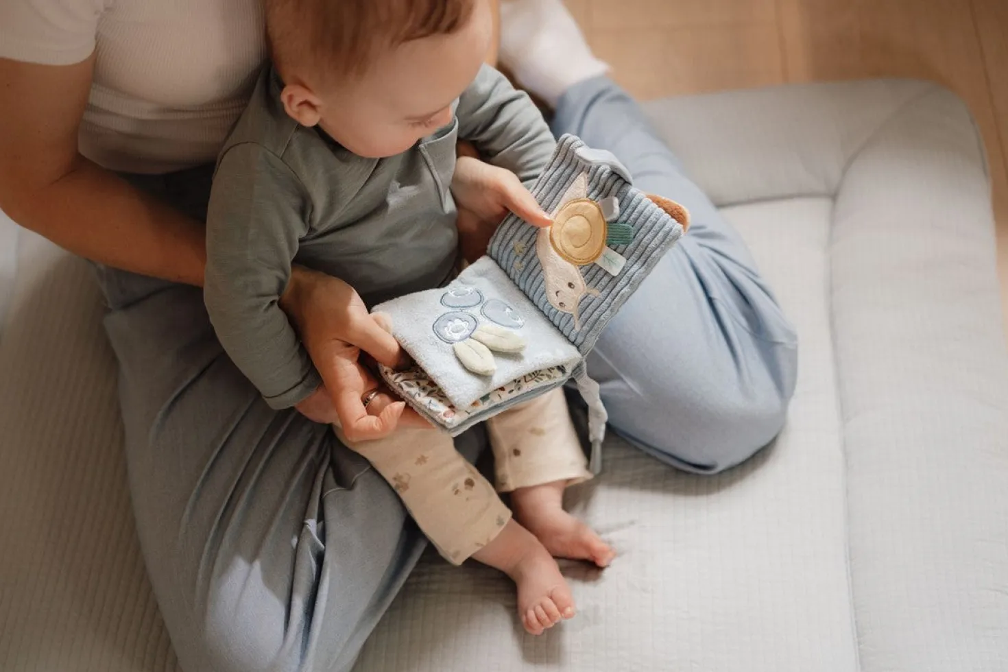 Librito Blando Actividades anilla Forest Friends · Little Dutch