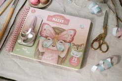 Libro de recortar y pintar máscaras · Little Dutch