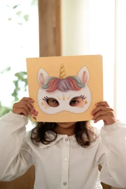 Libro de recortar y pintar máscaras · Little Dutch