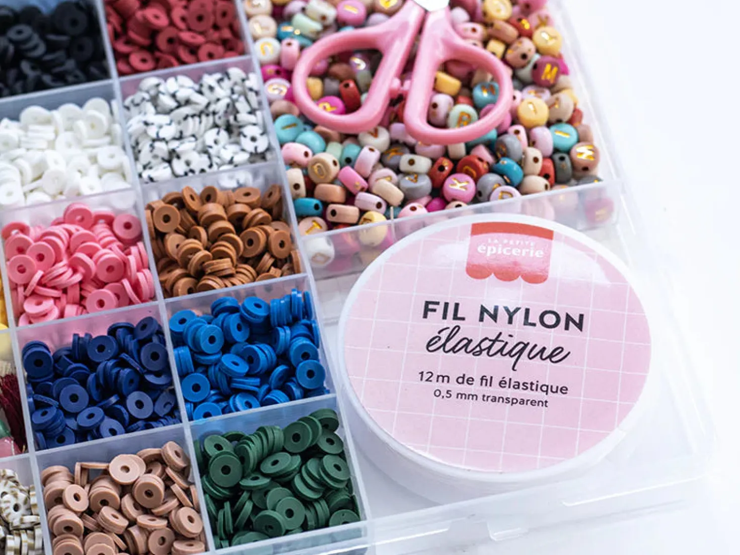 Maxi Caja 16 colores perlas Nature con accesorios · La Petite Épicerie