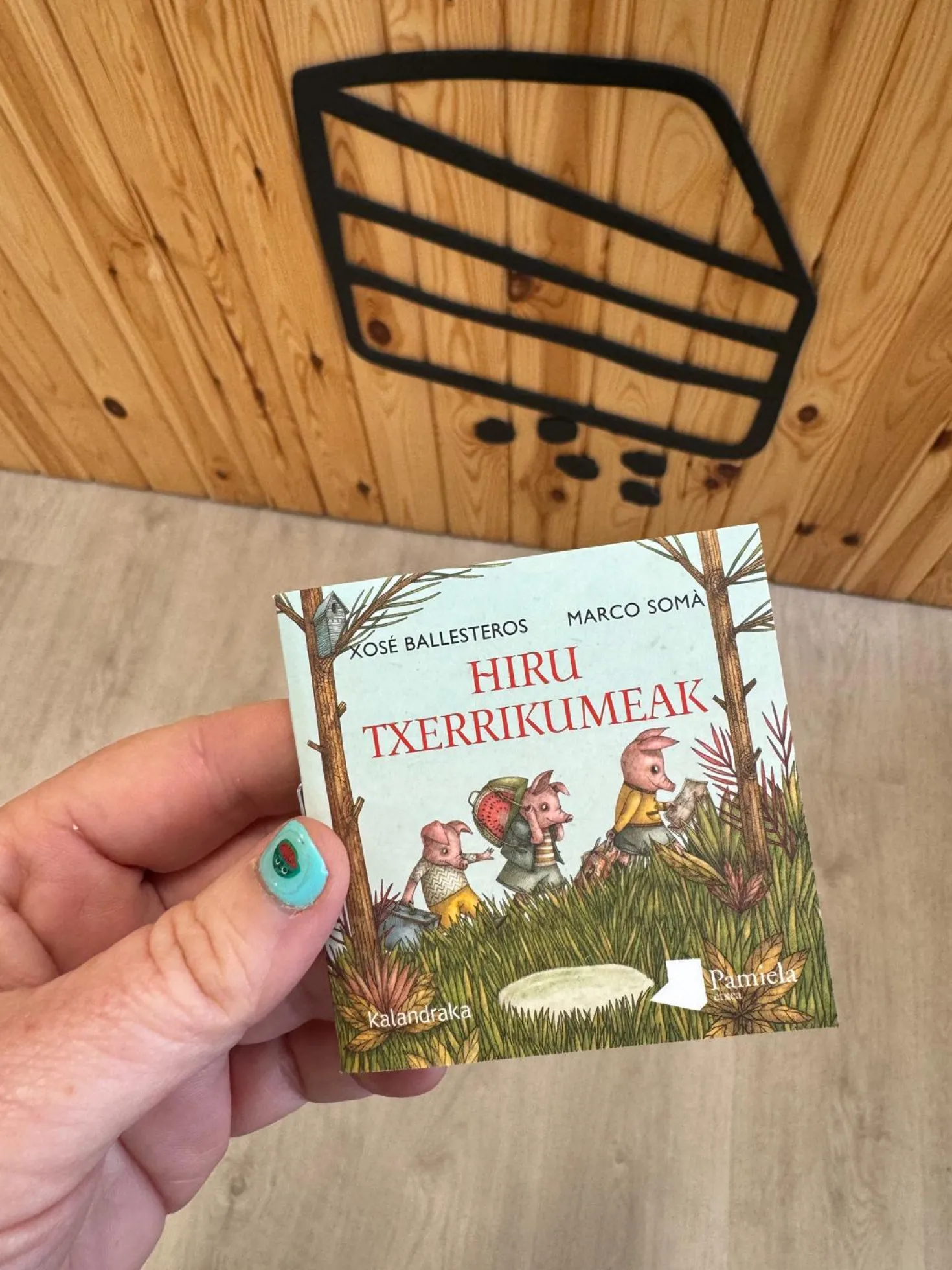 Mini Libro de Cumpleaños EUSKERA (Ezinbesteko nanoliburuak) · Kalandraka