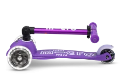 Patinete Mini Deluxe Plegable LED · Lila