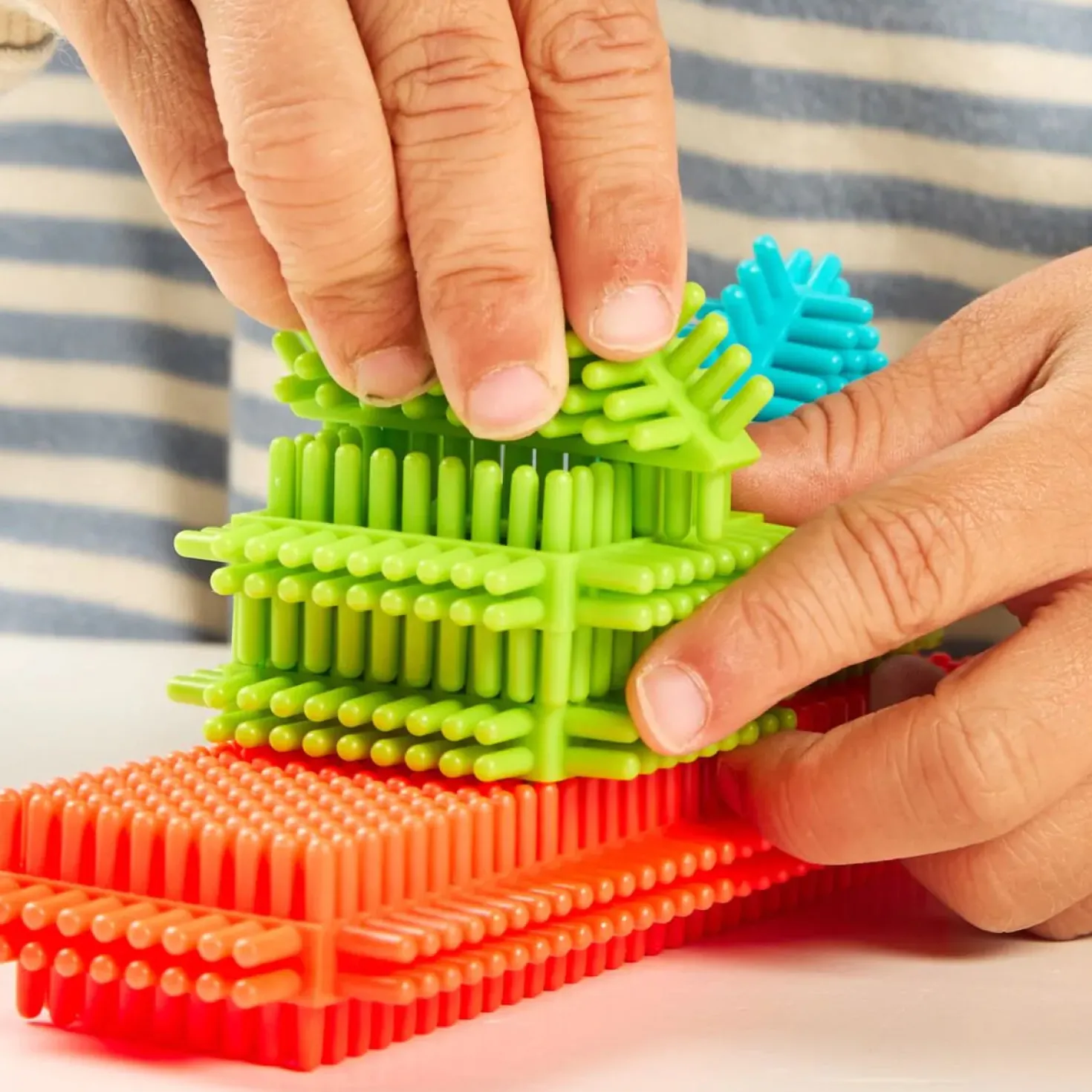 Pegy Bricks All on Board · Miniland