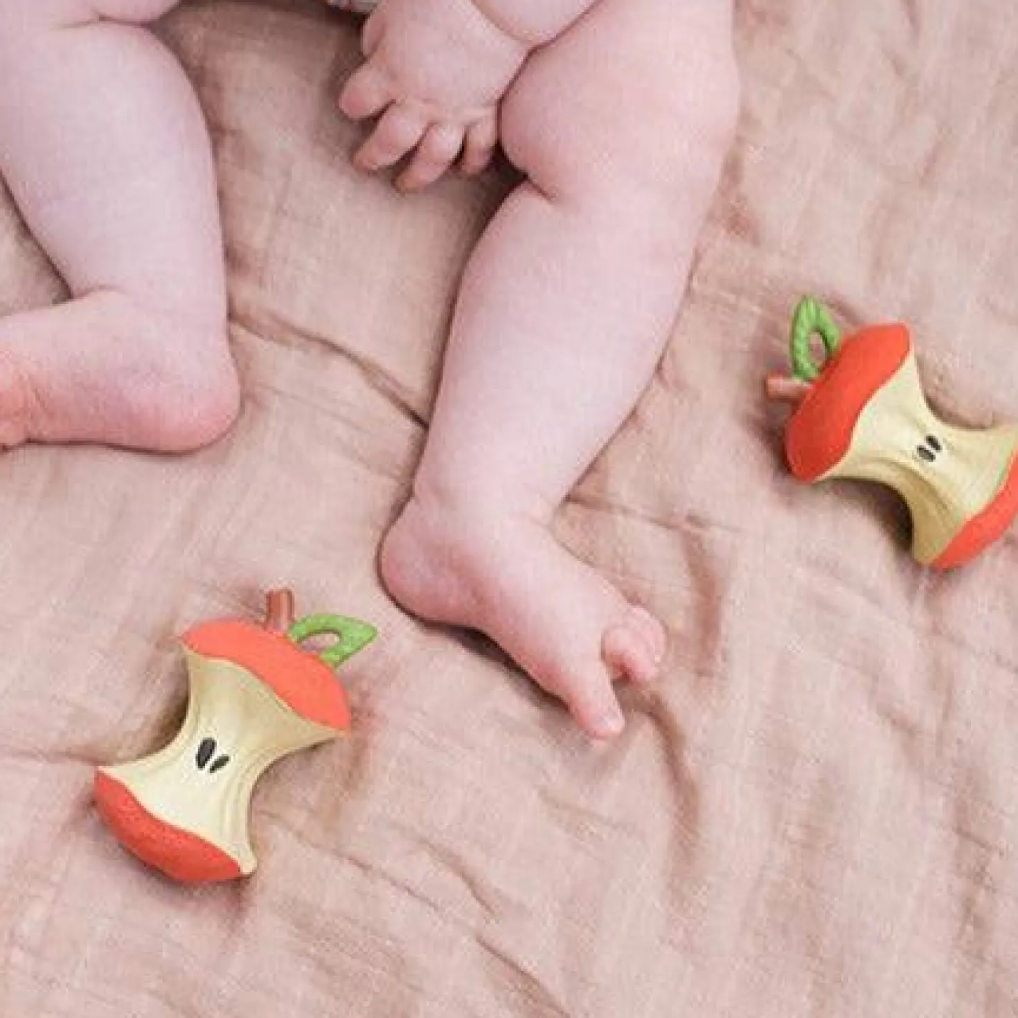 Pepa the Apple