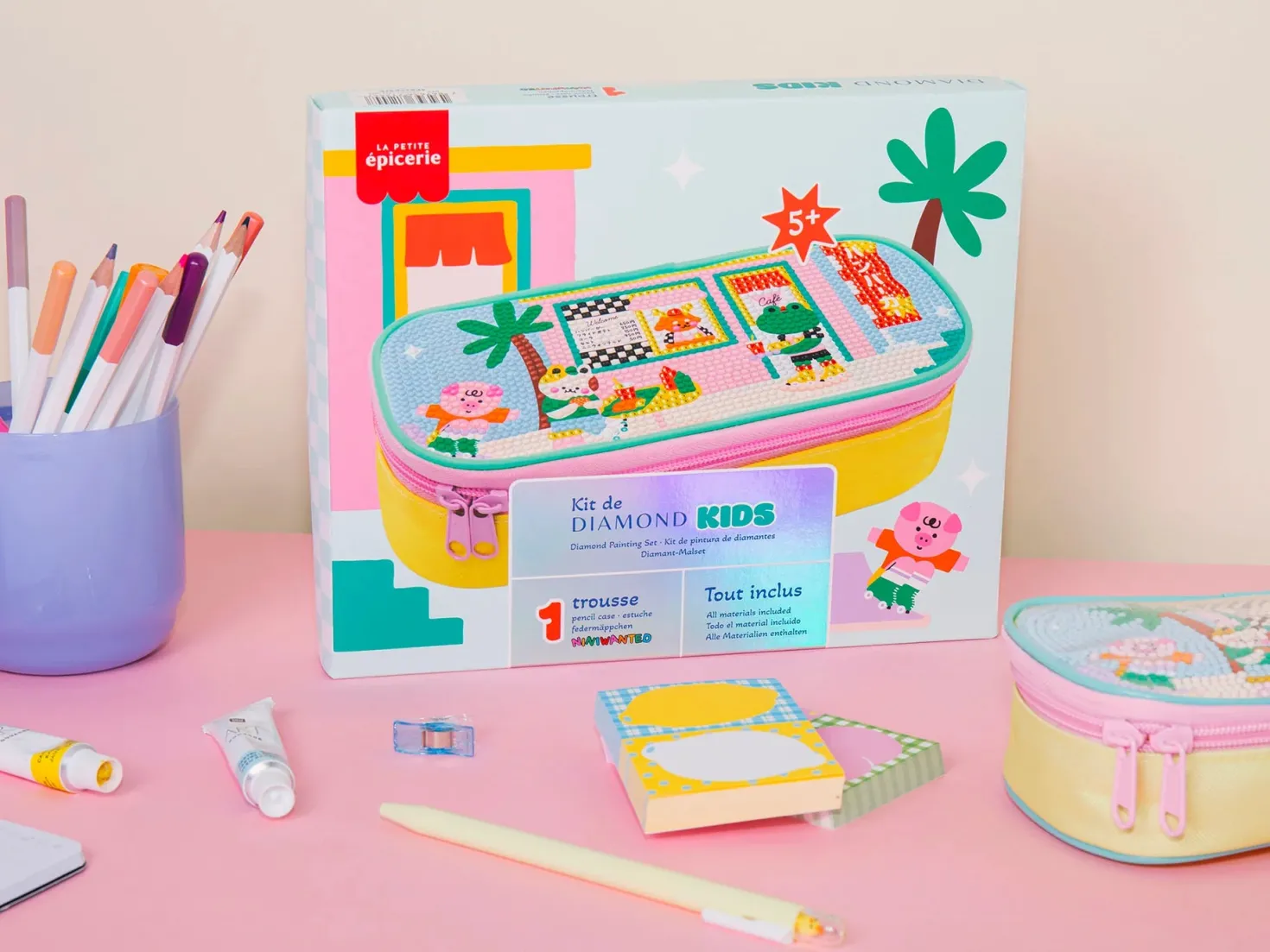 Petit Diamond Kids - Decora tu estuche Skatepark