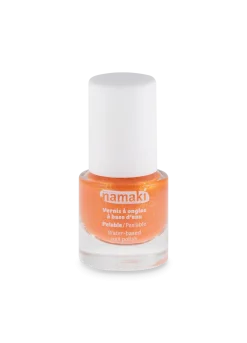 Pintauñas al agua · Namaki