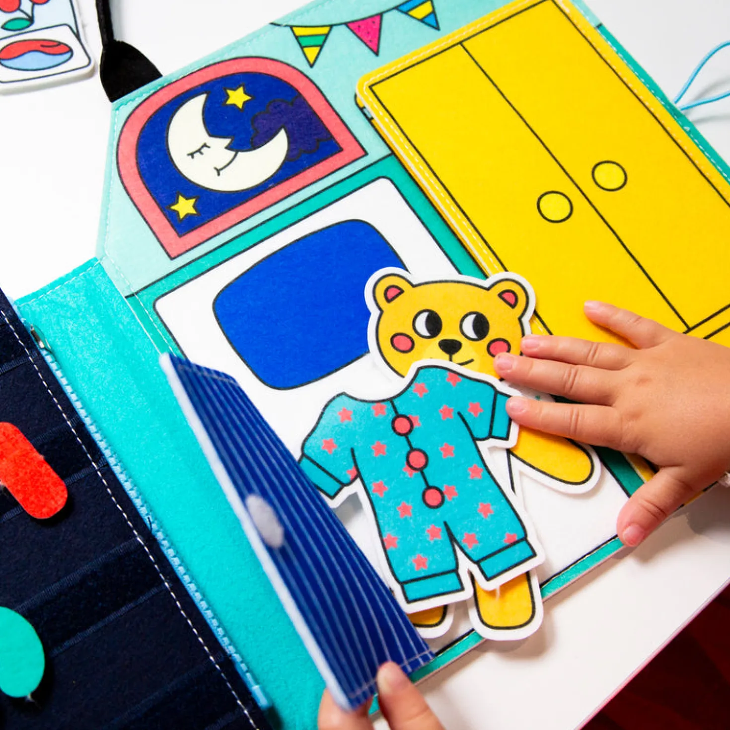 Play kit Montessori · Omy