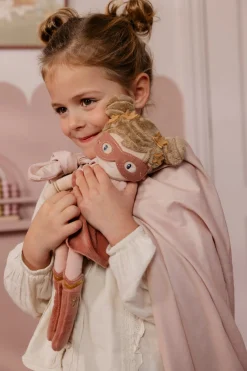 Rosa Superheroína Muñeca Blandita · Little Dutch