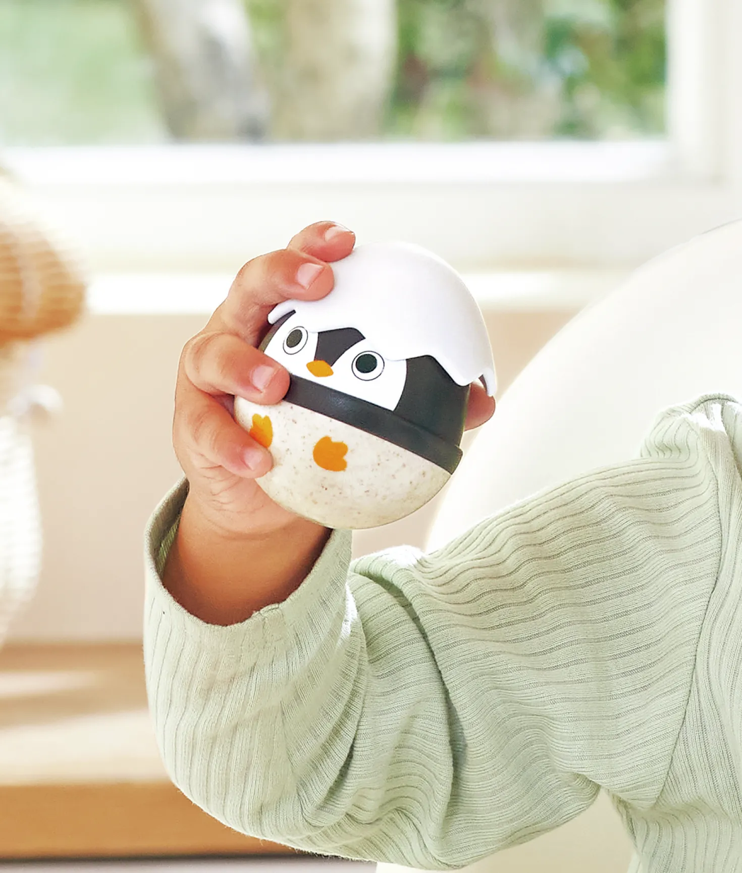 Sonajeros Tentetieso Penguin Family · Hape