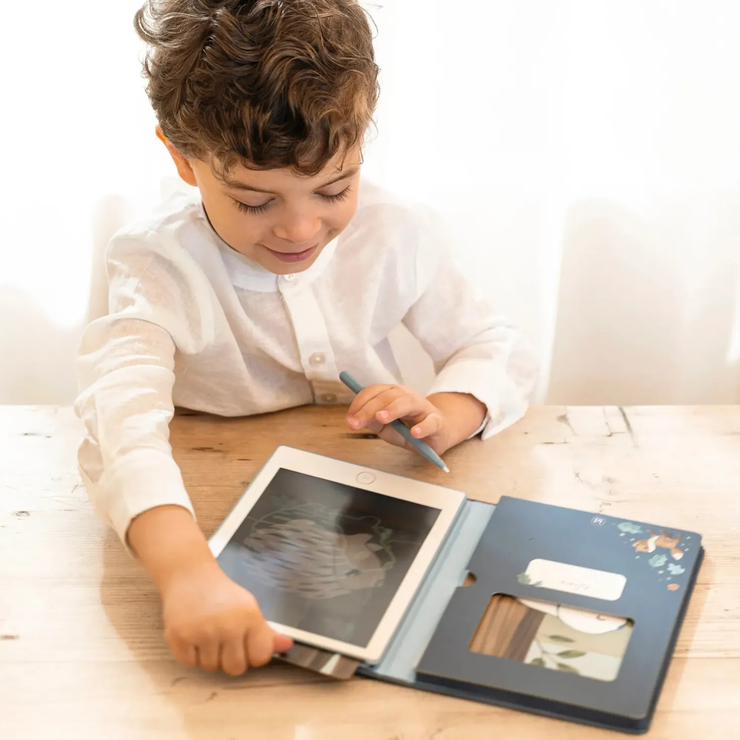 Tablet de dibujo Azul Forest Friends · Little Dutch