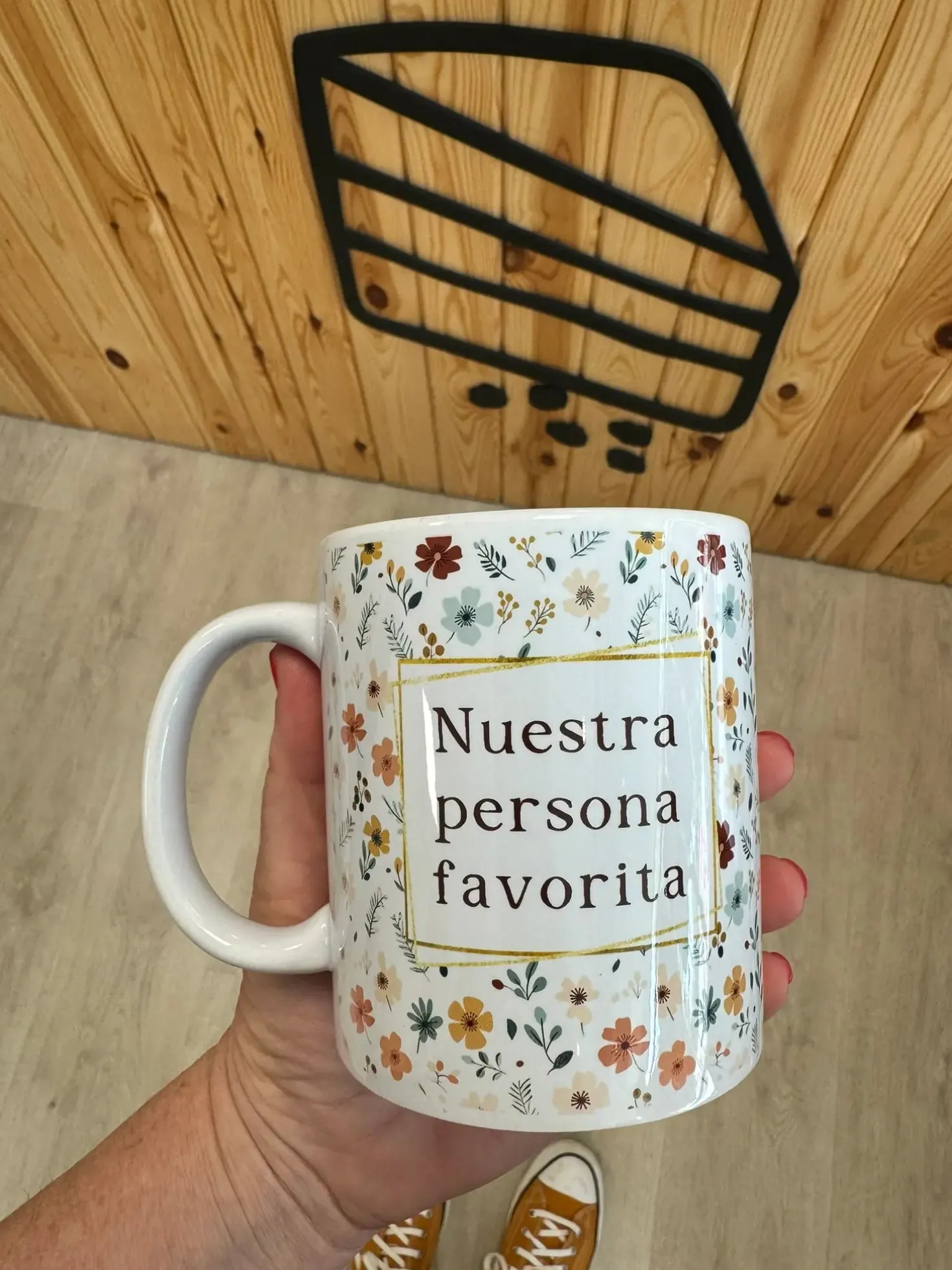 Taza Country Flowers