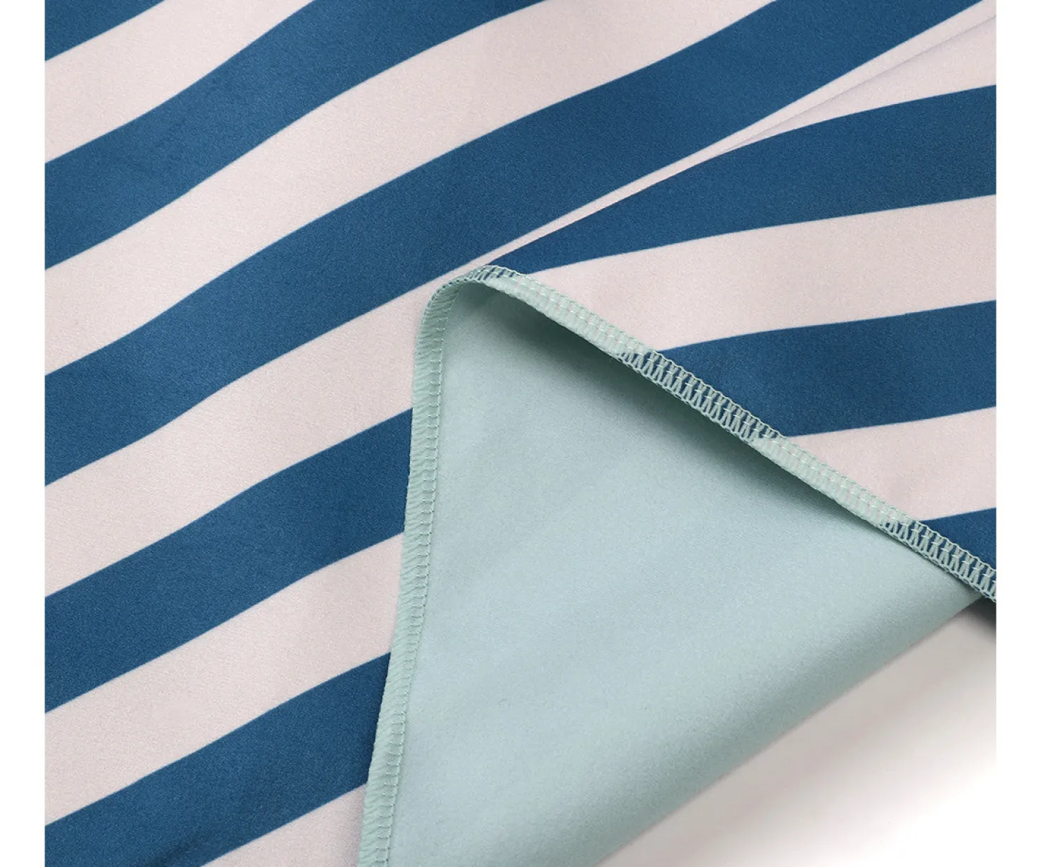 Toalla Playa Microfibra · Stripes Blues & Beyond